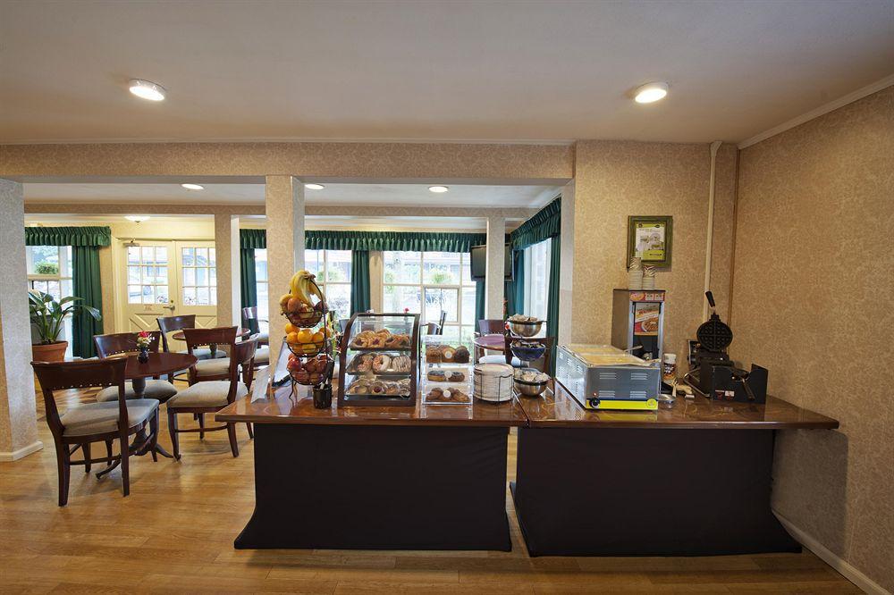 Surestay Plus By Best Western Woodbury Inn Restaurant photo