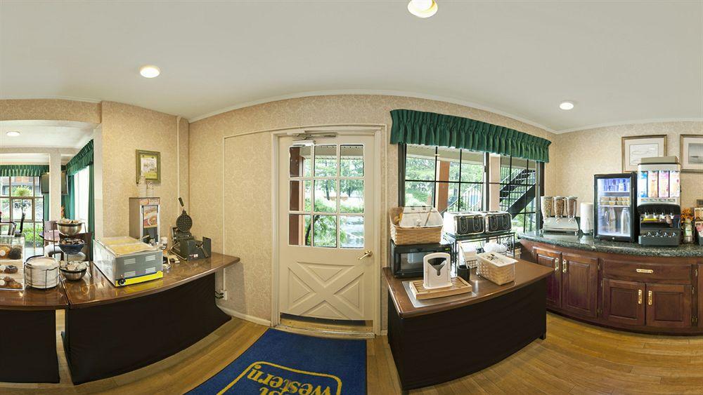 Surestay Plus By Best Western Woodbury Inn Exterior photo