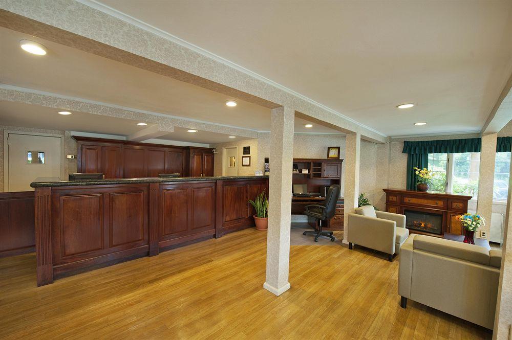 Surestay Plus By Best Western Woodbury Inn Interior photo