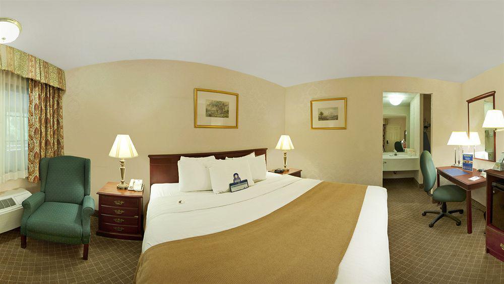 Surestay Plus By Best Western Woodbury Inn Exterior photo